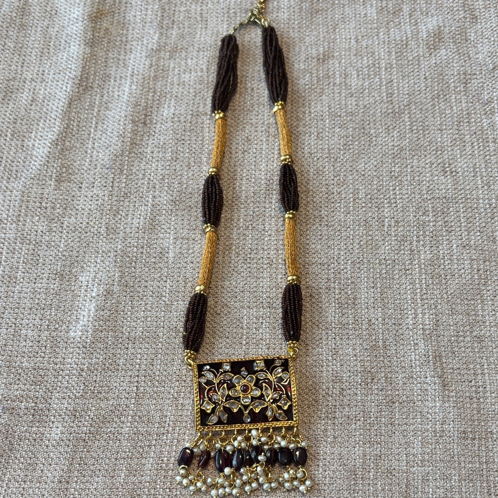 Vintage Gold and Brown Beaded Pendant Necklace